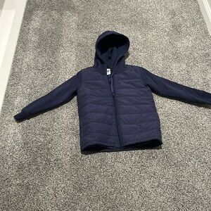 New Without Tags-Carter’s size 5T boys lightweight hoodie